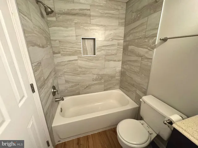 $2,700 | 4354 Pembrook Village Drive, Unit 63, Alexandria, VA 22309