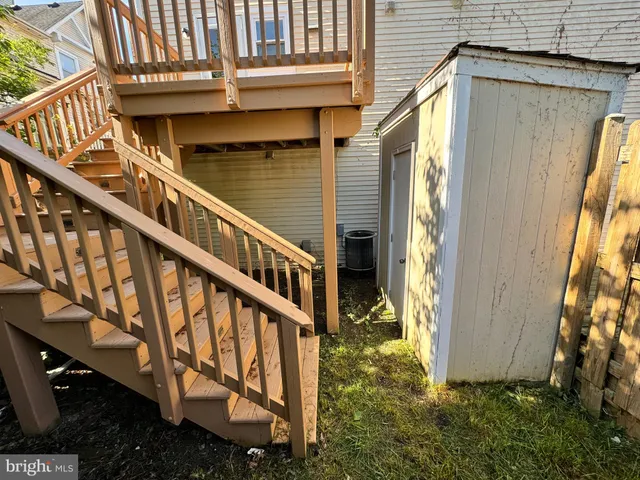 $2,700 | 4354 Pembrook Village Drive, Unit 63, Alexandria, VA 22309