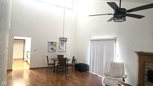 $185,000 | 606 South Buckingham Court, Unit 8B, Anderson, IN 46013