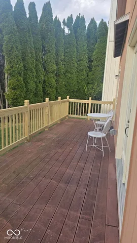 $185,000 | 606 South Buckingham Court, Unit 8B, Anderson, IN 46013