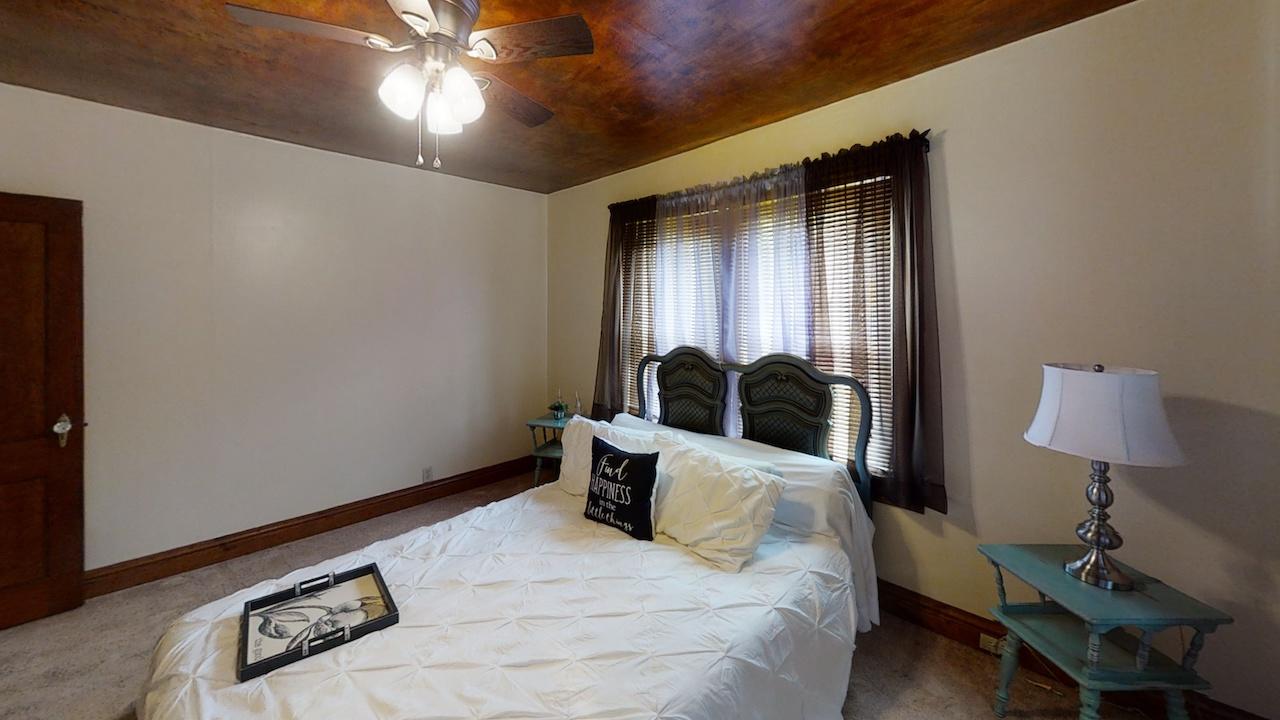 27565 Rhea County Highway, Unit 1 Spring City, TN 37381 - Photo 12 of 30 12-Bedroom One