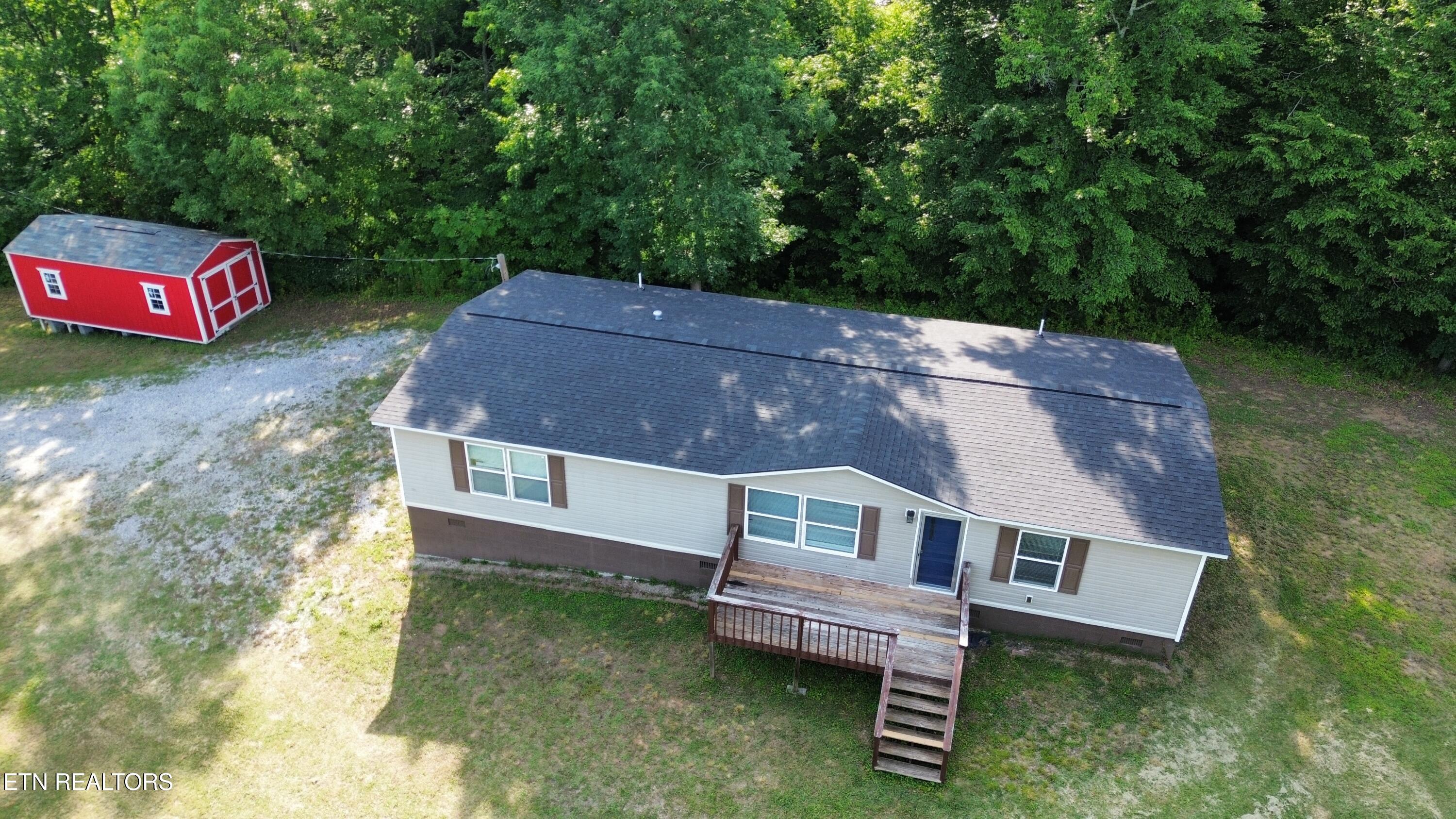 629 Yarnell Road Clinton, TN 37716 - Photo 30 of 37 From Above