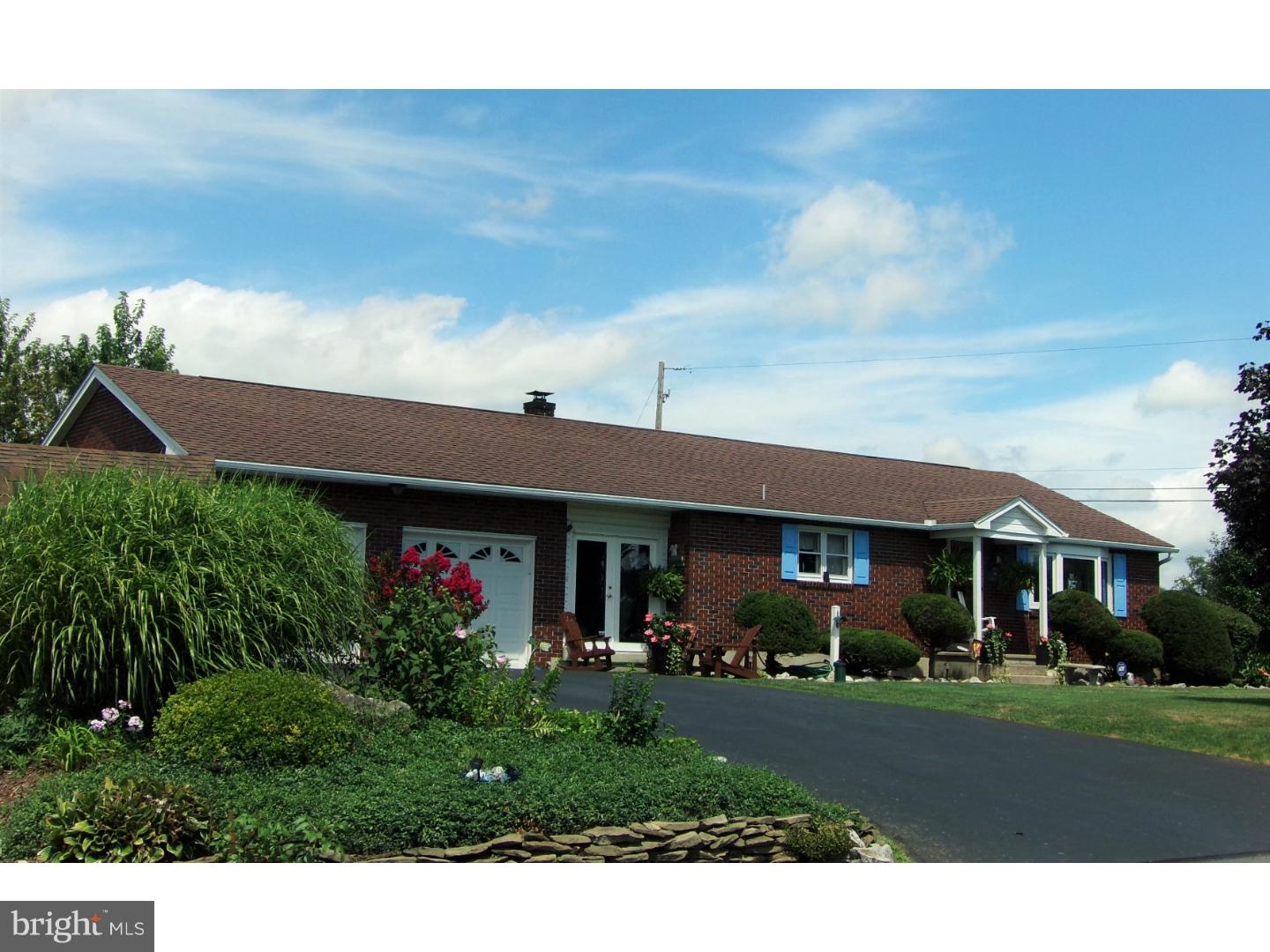 216 Snyder Road Reading, PA 19605 - Photo 1 of 25 Gallery Image 1