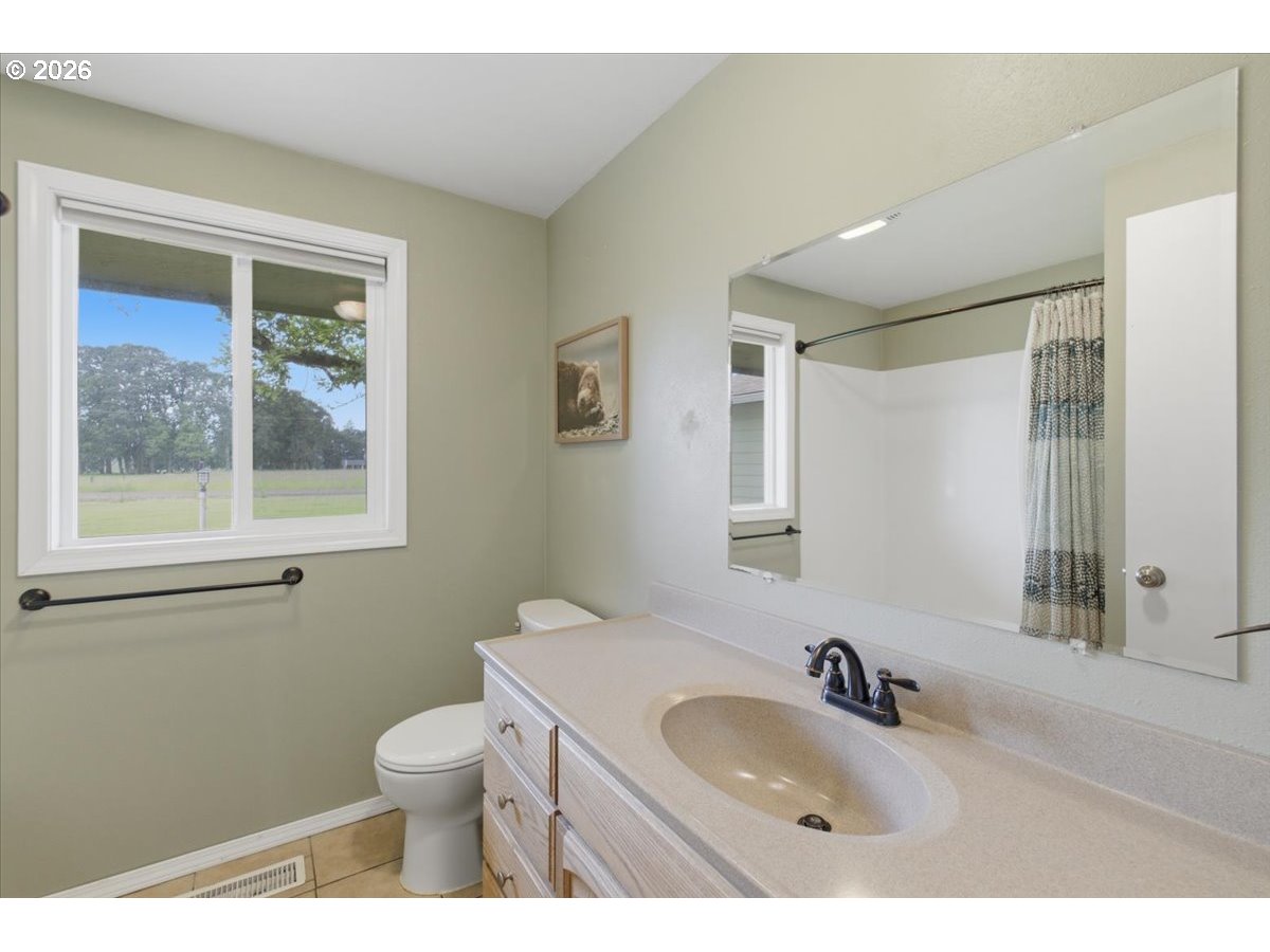 39129 Groshong Road Northeast Albany, OR 97321 - Photo 17 of 48