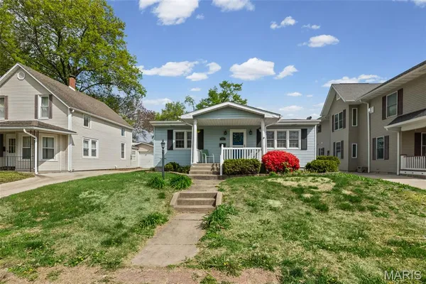 $145,000 | 904 McKinley Boulevard, Alton, IL 62002