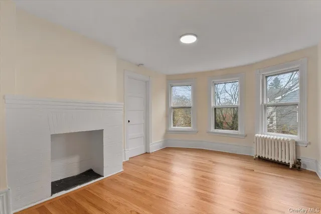 $3,195 | 116 Corlies Avenue, Unit 2R, Pelham, NY 10803