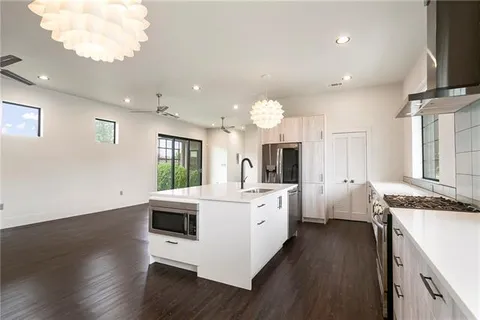 $279,000 | 6000 Franklin Avenue, New Orleans, LA 70122