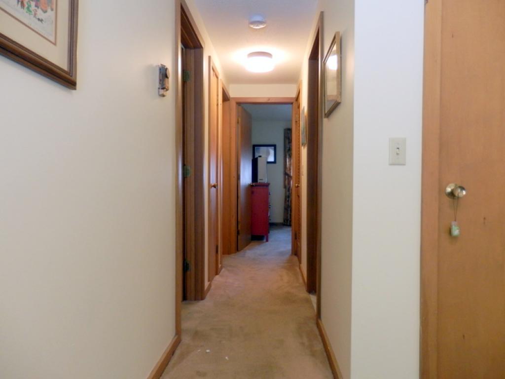 26 D Cross Town Road, Unit 26D West Dover, VT 05356 - Photo 3 of 20 Gallery Image 3