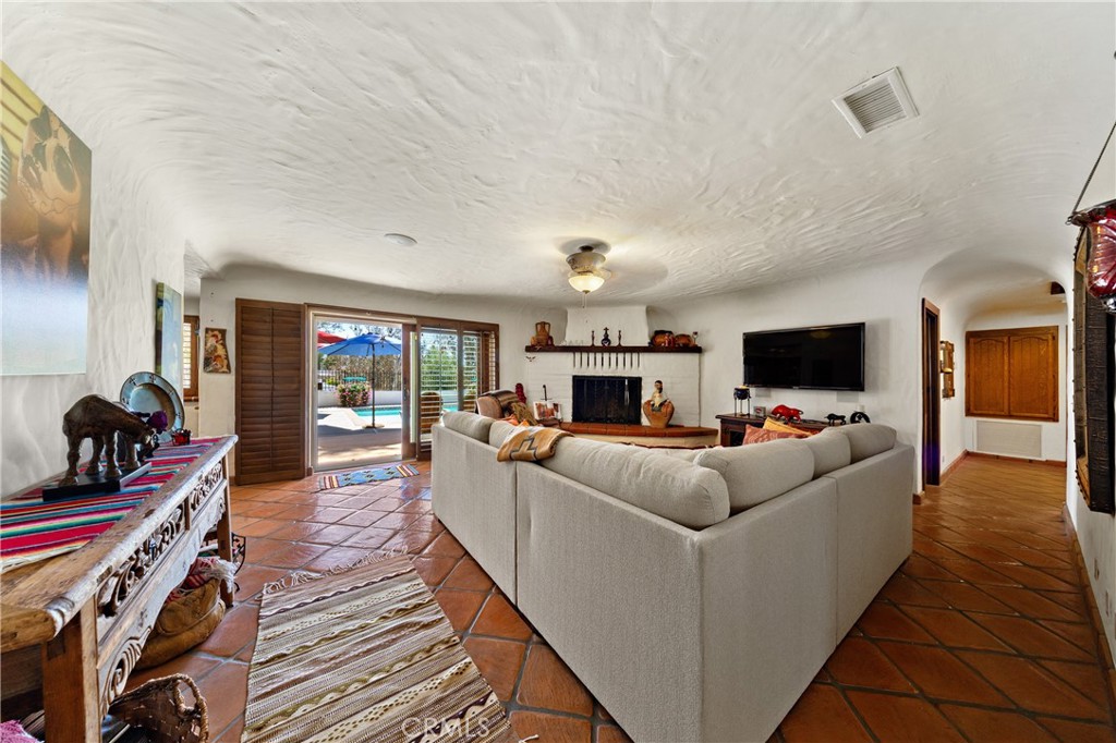 38200 De Portola Road Temecula, CA 92592 - Photo 4 of 61