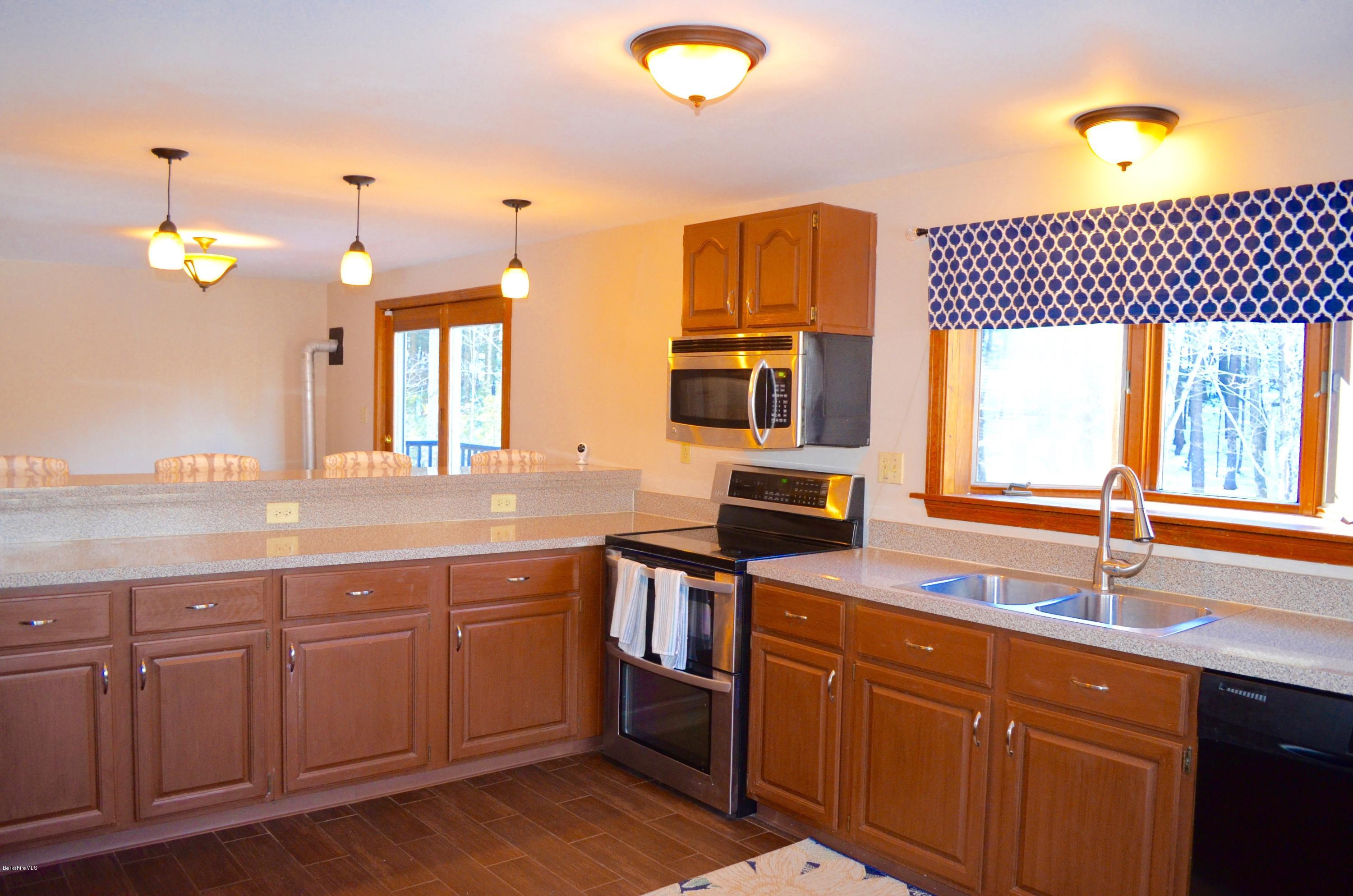 500 Old Windsor Road Dalton, MA 01226 - Photo 5 of 29 DSC_0267