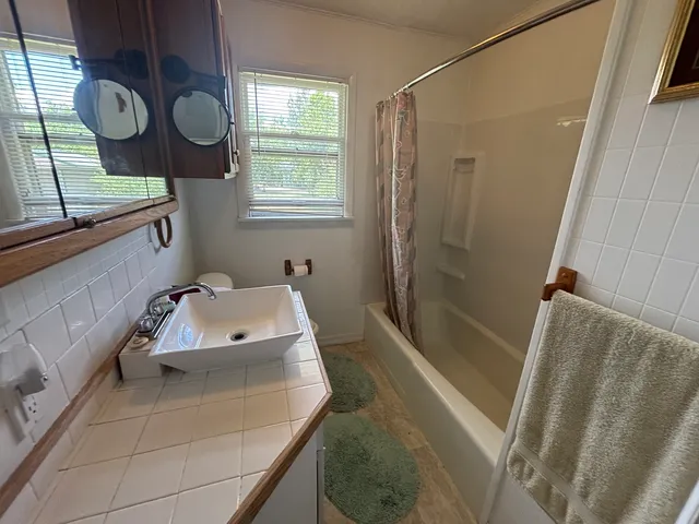 $169,500 | 3667 Artesian Avenue, Armstrong, IL 61812