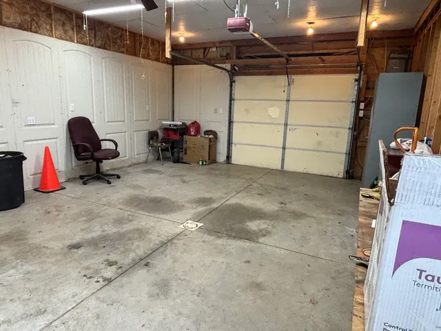 $169,500 | 3667 Artesian Avenue, Armstrong, IL 61812