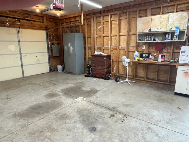 $169,500 | 3667 Artesian Avenue, Armstrong, IL 61812