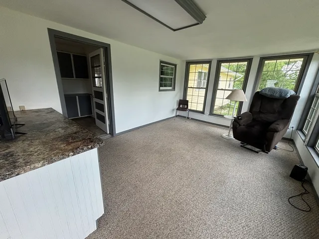 $169,500 | 3667 Artesian Avenue, Armstrong, IL 61812