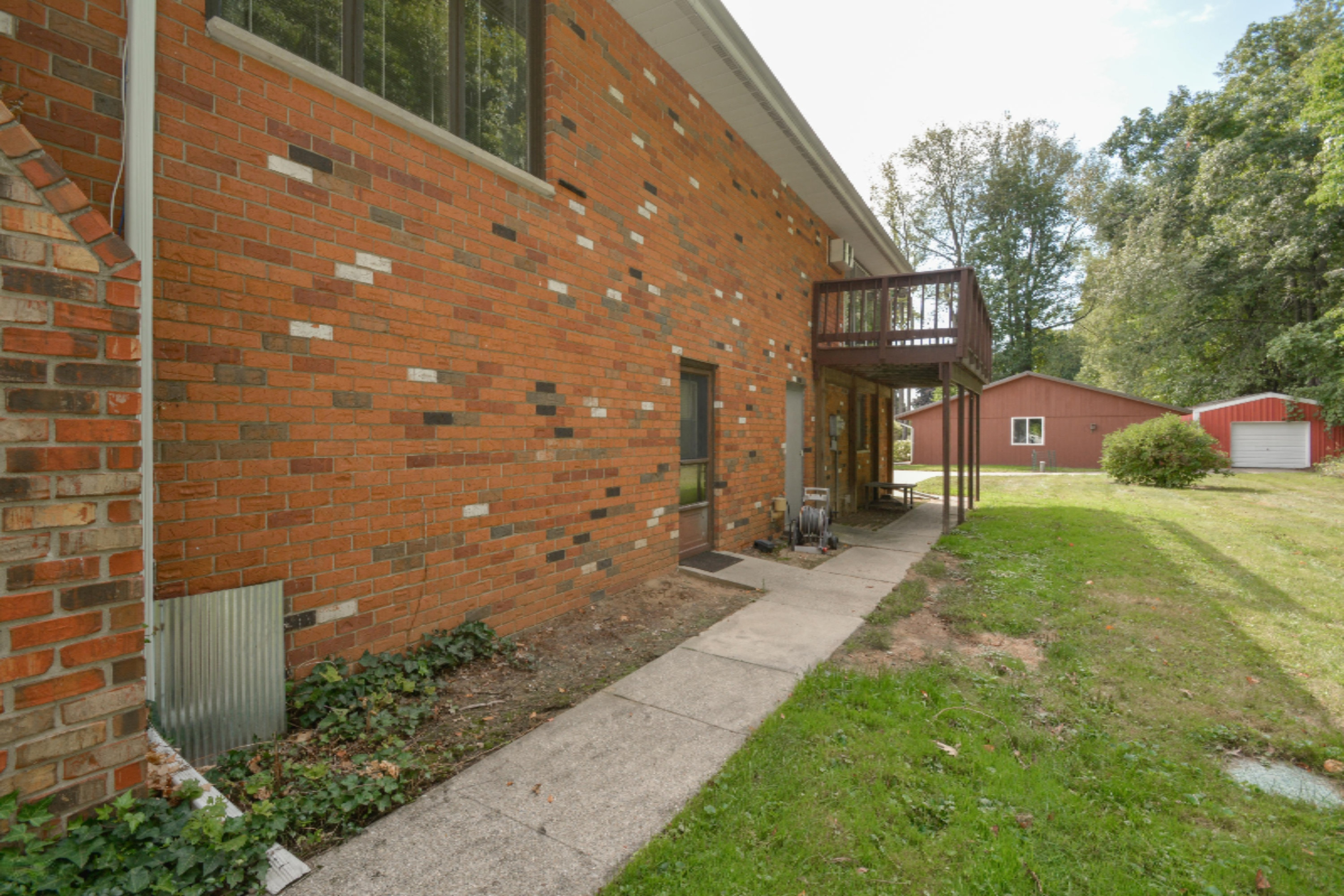 200 Hawthorne Road Marshall, MI 49068 - Photo 46 of 55 200 Hawthorne Rd. Marshall (48)