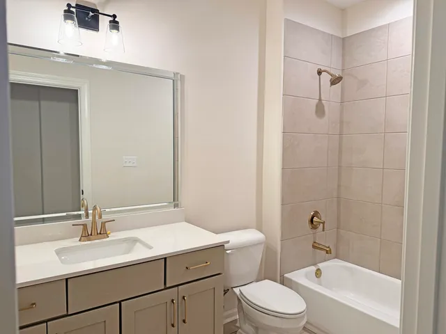 $599,900 | 525 Vly Frg Lane, Rossville, TN 38066