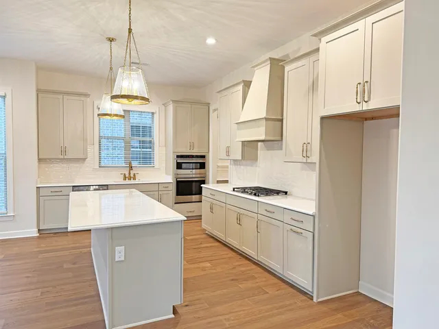 $599,900 | 525 Vly Frg Lane, Rossville, TN 38066