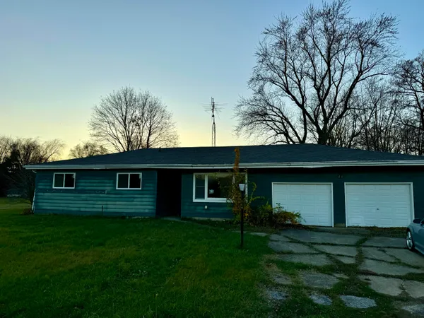 $89,900 | 854 South Crystal Avenue, Benton Harbor, MI 49022