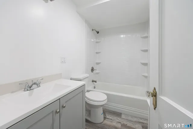 $375,000 | 328 Curtis Street, Meriden, CT 06450