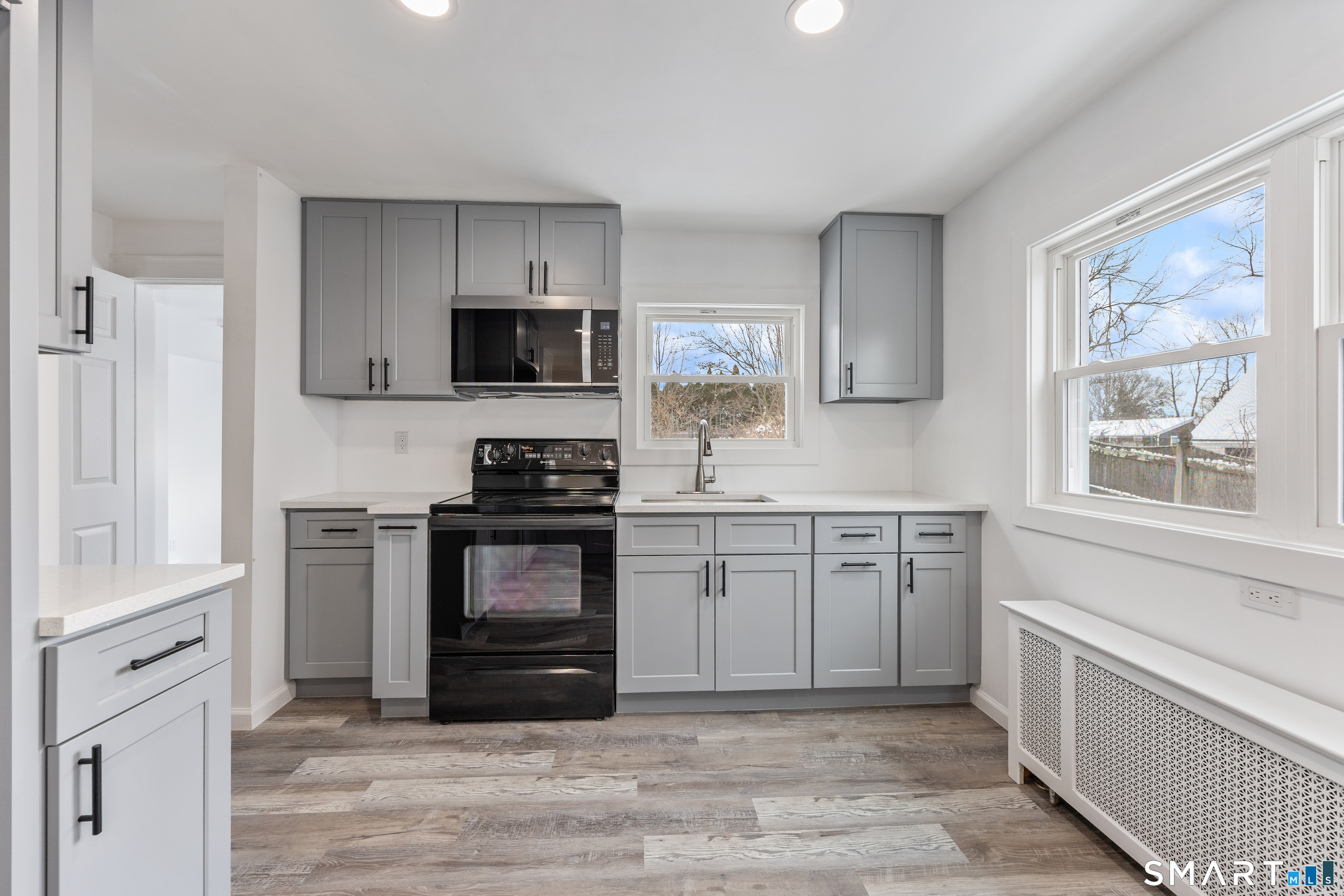 328 Curtis Street Meriden, CT 06450 - Photo 7 of 33