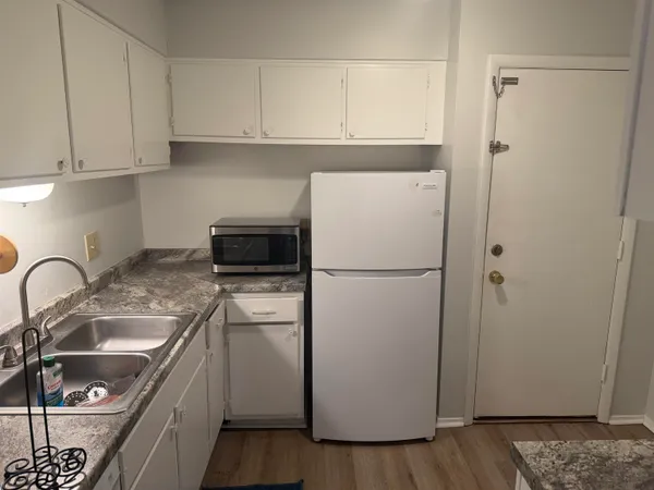 $70,000 | 2020 Continental Avenue, Unit 228, Tallahassee, FL 32304