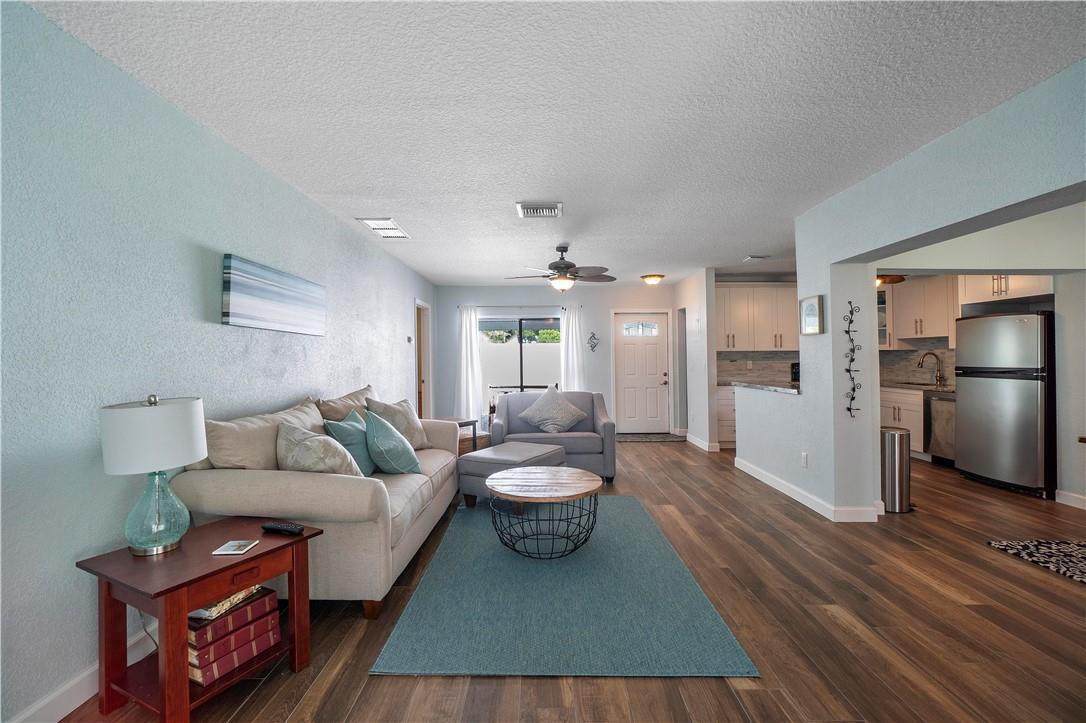 9198 Southwest 5th Street, Unit C Boca Raton, FL 33428 - Photo 5 of 27 Photo 5