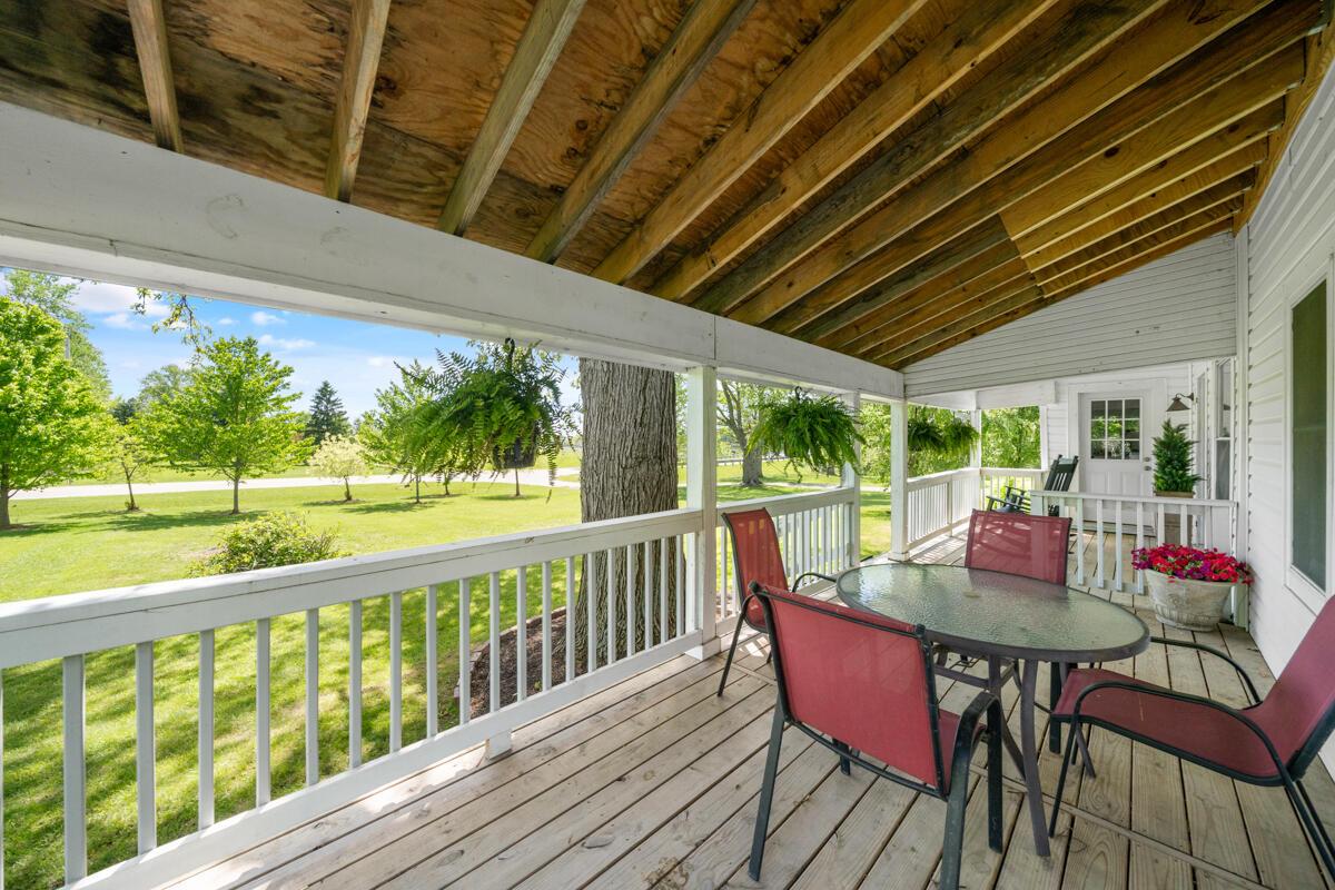 2522 Bean-Oller Road Delaware, OH 43015 - Photo 64 of 93 Front porch