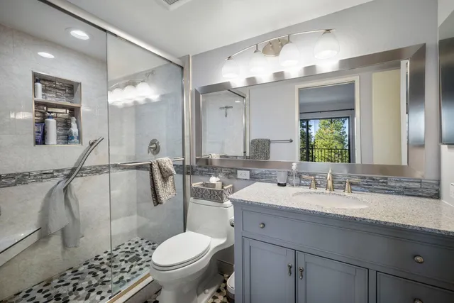 $674,000 | 5101 North Lake Boulevard, Unit 134, Carnelian Bay, CA 96140