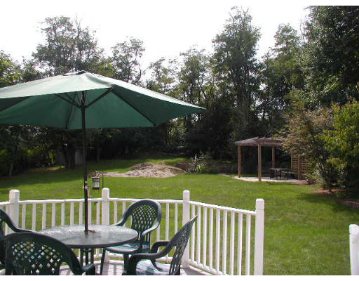 2 Lantern Lane Maynard, MA 01754 - Photo 18 of 19 Gallery Image 18