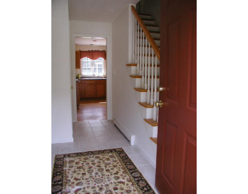 2 Lantern Lane Maynard, MA 01754 - Photo 3 of 19 Gallery Image 3