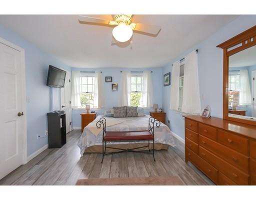 3 Rock Cliff Road Marblehead, MA 01945 - Photo 17 of 30