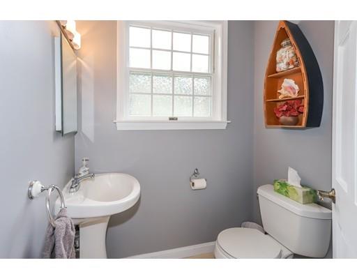 3 Rock Cliff Road Marblehead, MA 01945 - Photo 25 of 30