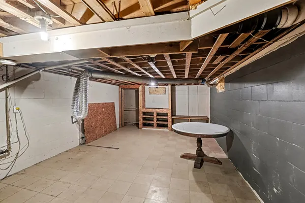 $179,900 | 818 North Main Street, Evart, MI 49631