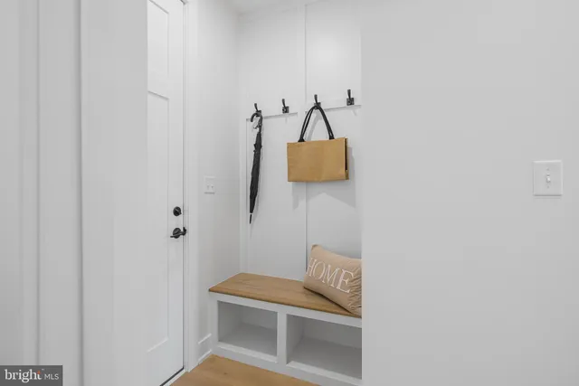 $1,150,000 | 415 Marcus Road, Townsend, DE 19734