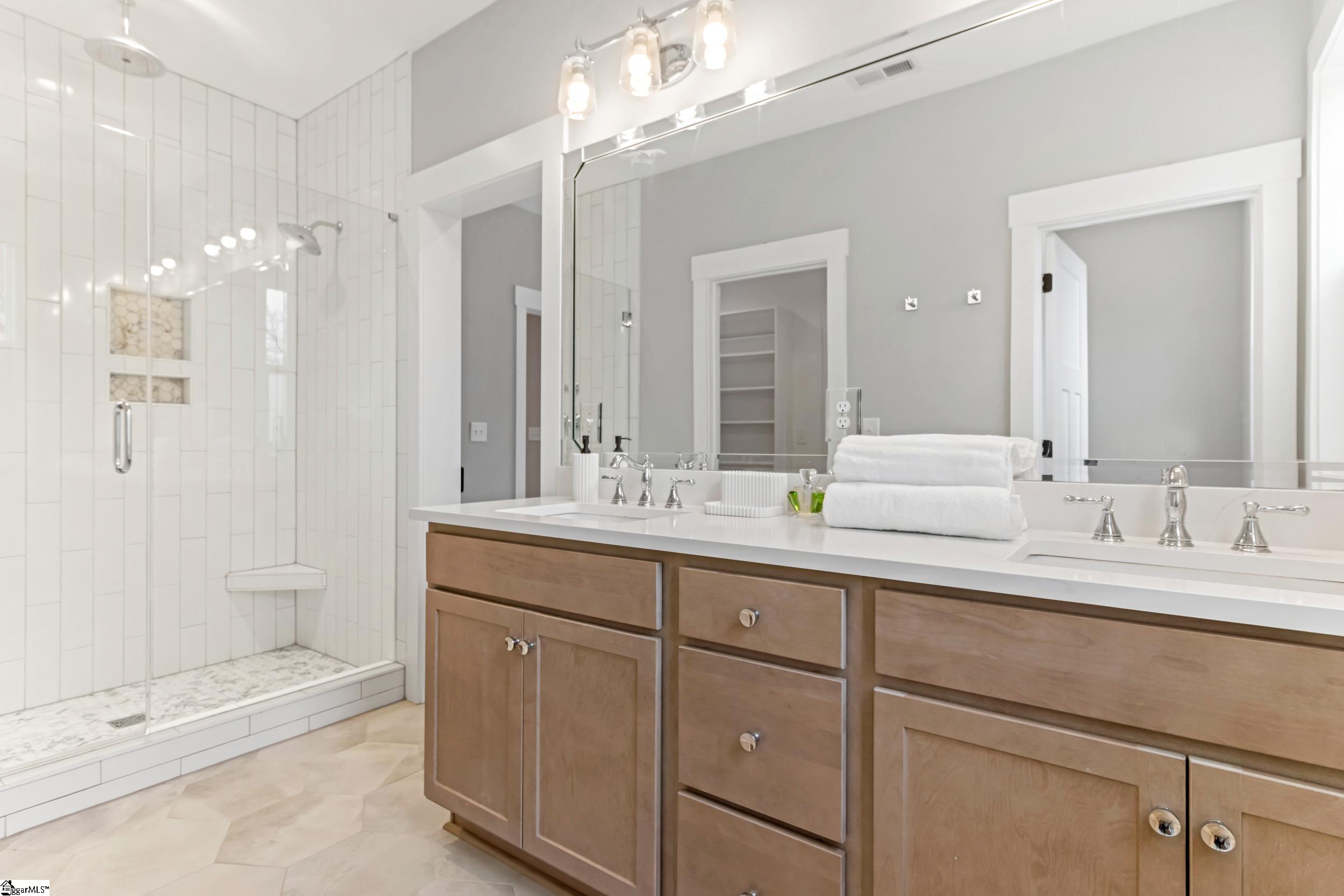 230 East Darby Road Taylors, SC 29687 - Photo 23 of 40