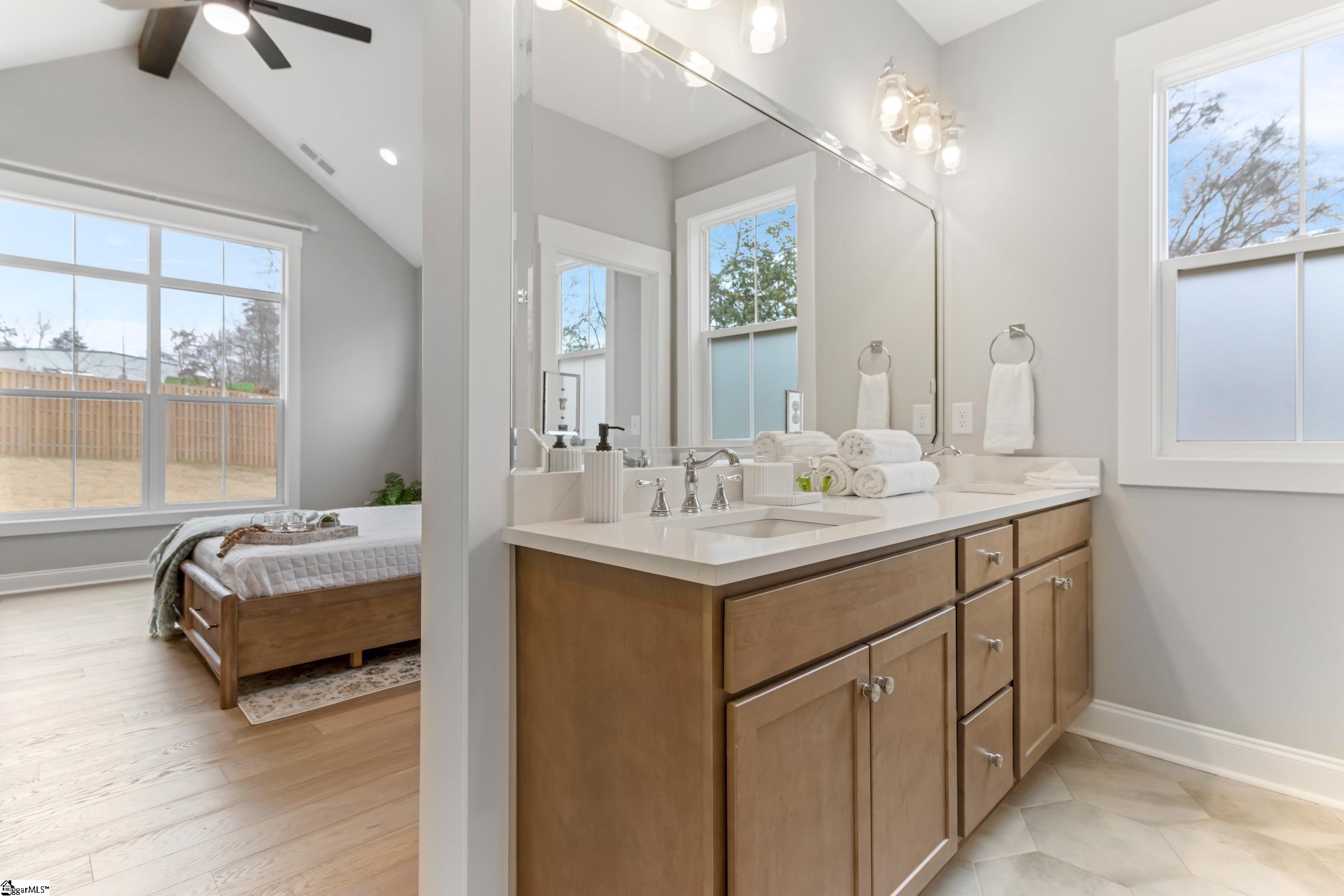 230 East Darby Road Taylors, SC 29687 - Photo 24 of 40