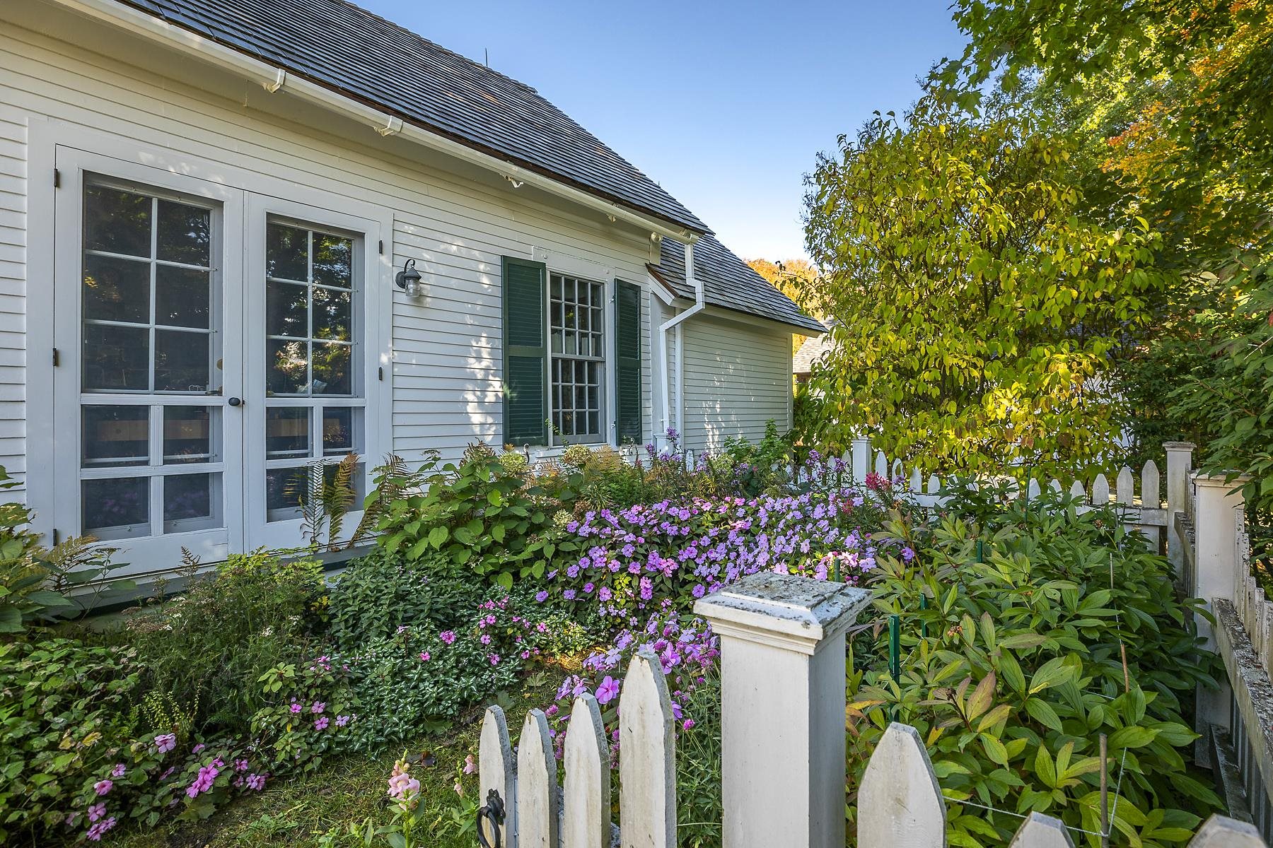 501 Galaxy Hill Road Pomfret, VT 05053 - Photo 8 of 56