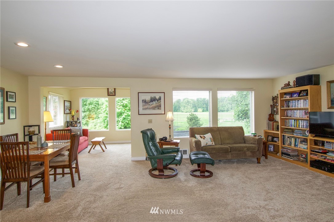 1653 Towne Road Sequim, WA 98382 - Photo 4 of 40