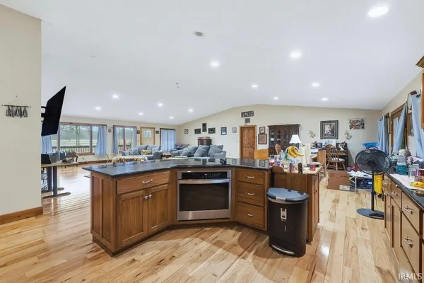 $680,000 | 7020 E Creek, Albany, IN 47320