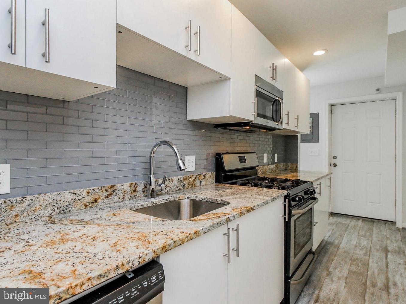 413 McAllister Street Baltimore, MD 21202 - Photo 3 of 12