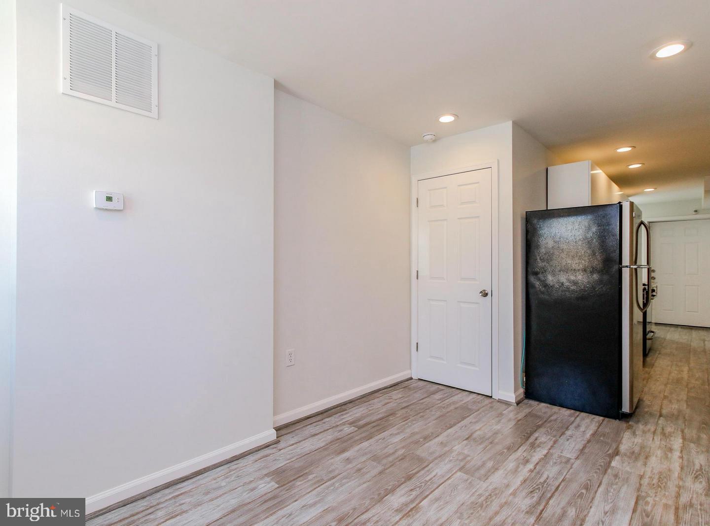 413 McAllister Street Baltimore, MD 21202 - Photo 4 of 12