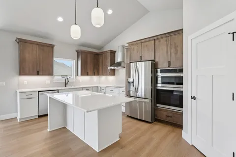 $599,900 | 228 Cardinal Lane, Sauk City, WI 53583