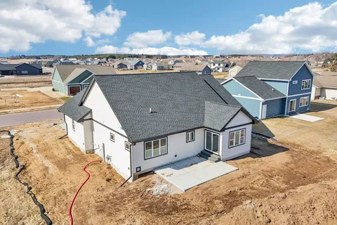 $599,900 | 228 Cardinal Lane, Sauk City, WI 53583