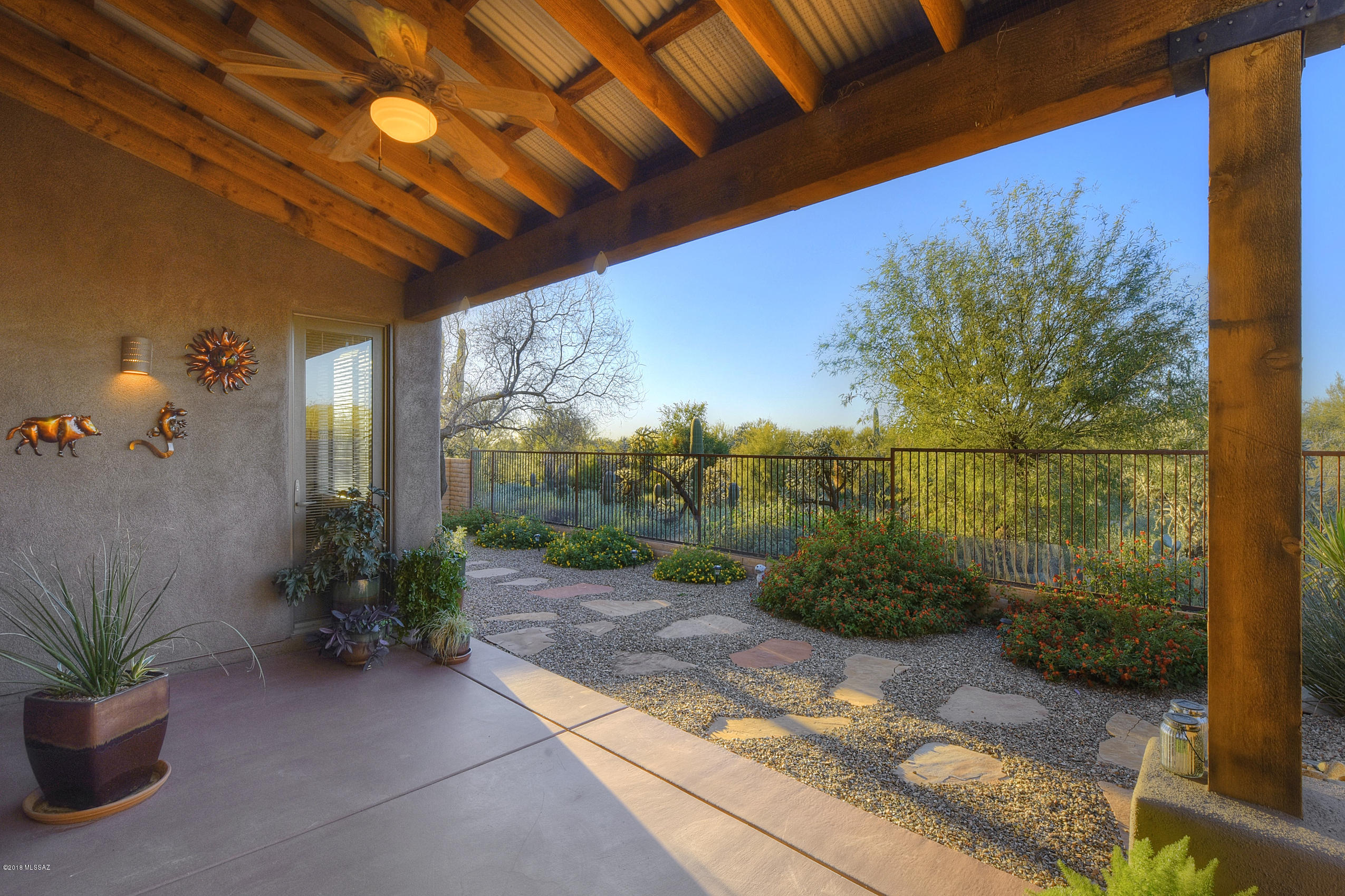11439 North Moon Ranch Place Marana, AZ 85658 - Photo 2 of 31