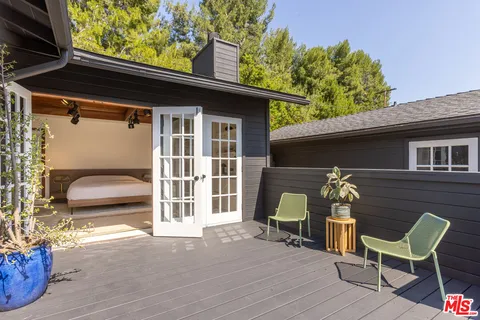 $1,348,000 | 5850 Vesper Avenue, Van Nuys, CA 91411