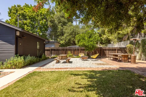$1,348,000 | 5850 Vesper Avenue, Van Nuys, CA 91411