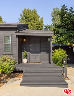 $1,348,000 | 5850 Vesper Avenue, Van Nuys, CA 91411