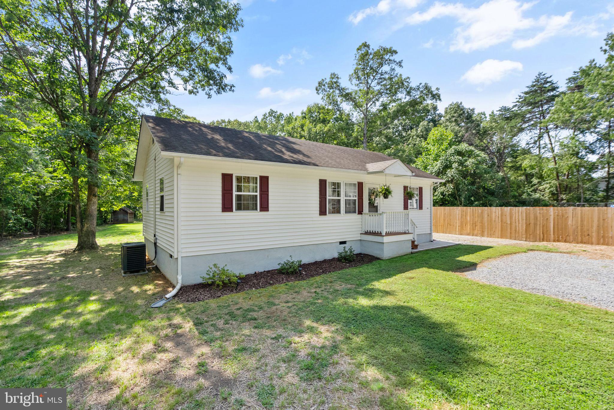 8016 Pine Stake Road Rhoadesville, VA 22542 - Photo 3 of 41 Gallery Image 3