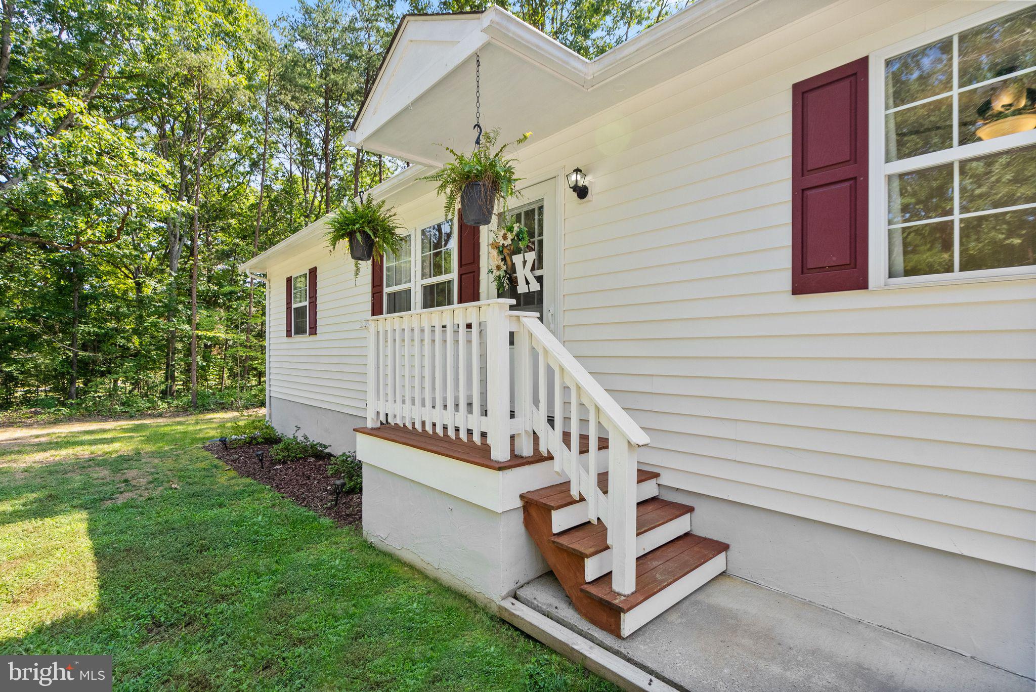 8016 Pine Stake Road Rhoadesville, VA 22542 - Photo 4 of 41 Gallery Image 4