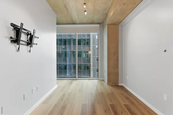 $1,850 | 415 Church Street, Unit 2409, Nashville, TN 37219